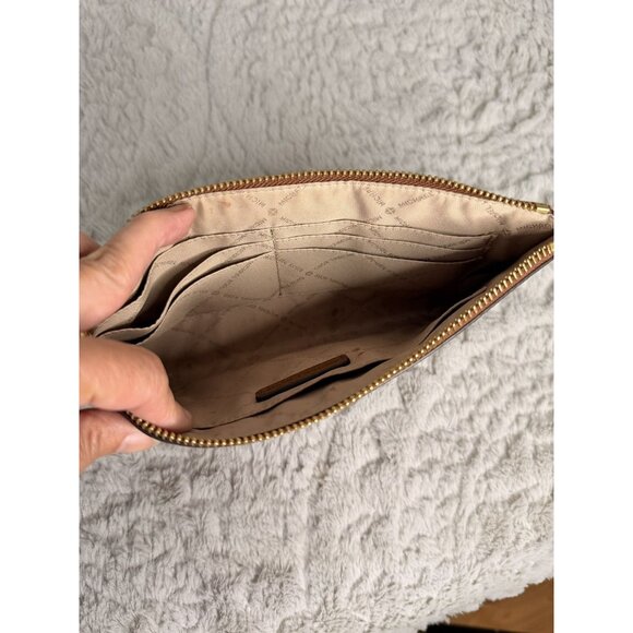 Michael Kors Brown Pebbled Leather Wristlet Clutch Zip Wallet - Picture 7 of 10